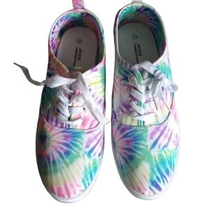 SZ10 Tie Dye Ladies Shoes Ardene